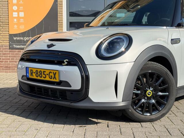 Mini MINI CLASSIC 33 KWh 2TONE/SPORTSTOELEN/LED/CARPLAY/NL-AUTO/1e EIG.
