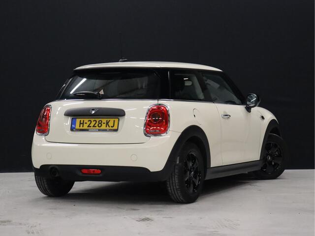 Mini MINI 1.5 Sport [APPLE CARPLAY, VOL LEDER, CRUISE CONTROL, NAVIGATIE, AIRCO, NIEUWSTAAT]