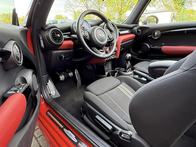 Mini MINI Cabrio 1.5 Pepper Business John Cooper Works