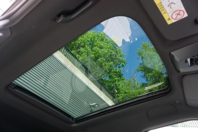 Mini MINI Aceman E Favoured Trim | Pakket M | Glazen panoramadak | Driving Assistant | Parking Assistant | MINI Head-Up Display