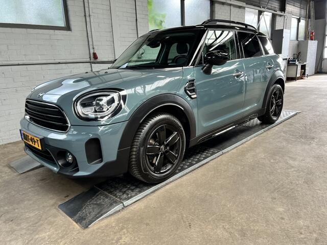 Mini MINI 1.5 Cooper Bns Ed. Automaat Sage Green/Black Cruise Clima Camera