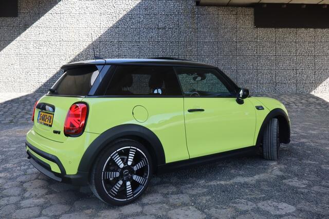 Mini MINI 1.5 Cooper Camden Plus Edition | Geen import | Schuifdak