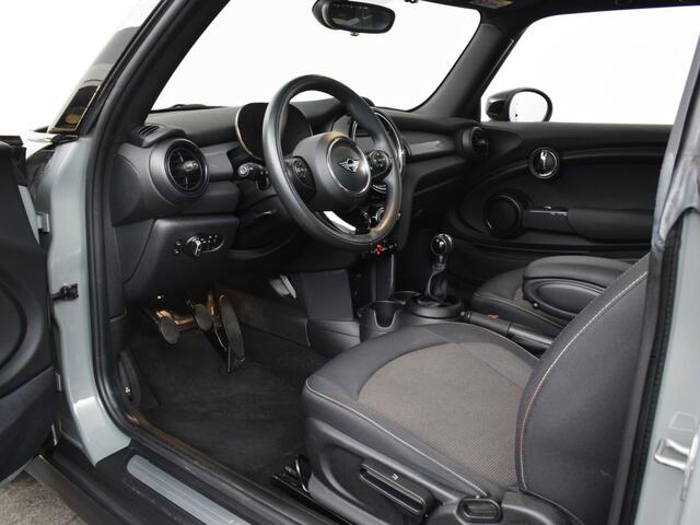 Mini MINI 1.5 Cooper | Schuifdak o LED o Keyless o CarPlay o Union Jack