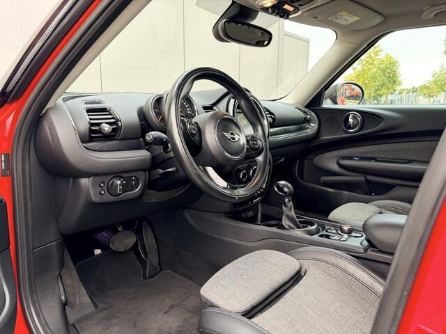 Mini MINI 1.5 - navi - airco - cruise - automaat - parkeersensoren
