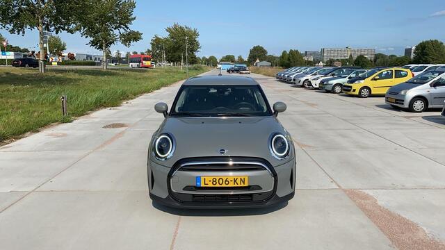 Mini MINI 1.5 BUSINESS AUTOMAAT 1e EIG GARANTIE TOT 6-2031* NL AUTO. NAVI.LEDER.HARMAN-KARDON.MOONWALK GRAY M.