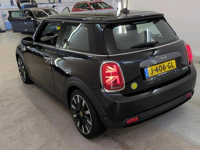 Mini MINI Yours 33 kWh [ Leder Panoramadak Head up HarmanKardon ]