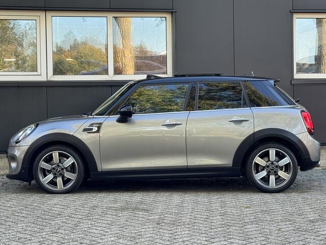 Mini MINI 1.5 Cooper 136PK Aut./NL-auto/Pano/Head Up/Full LED/Leder/Groot