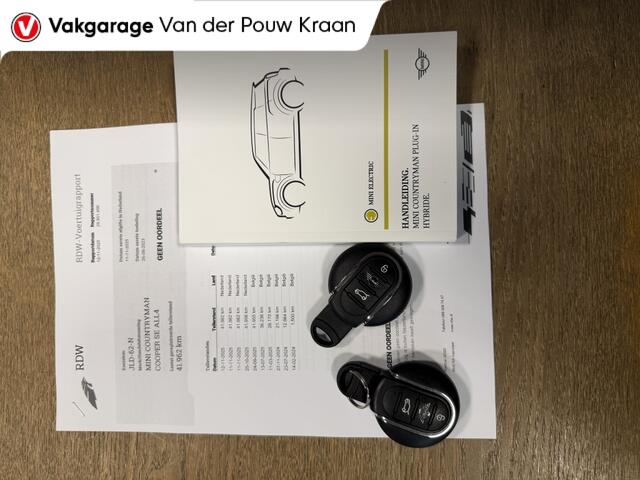 Mini MINI 2.0 Cooper S E ALL4 Chili 220PK Leder / Adaptive Cruise Control