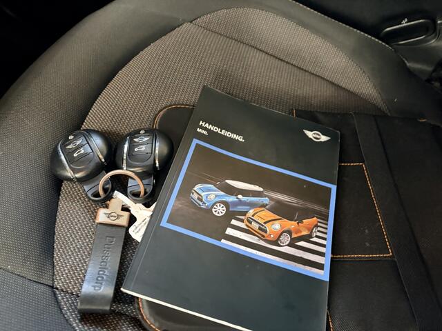 Mini MINI 1.5 Cooper Business 136PK Cruise Navi BT-tel