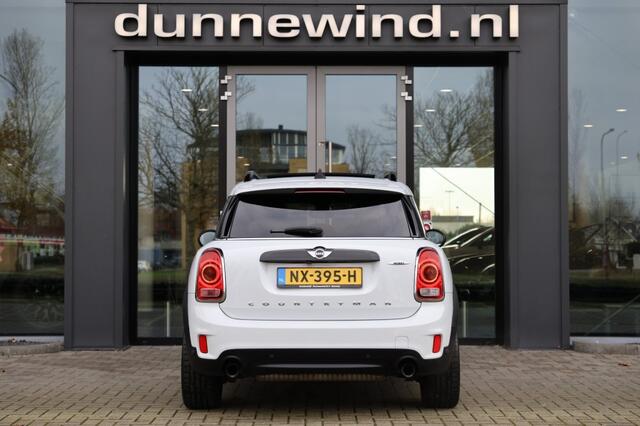 Mini MINI 2.0 JCW ALL4 *PANO*HenK*SFEER*LEDER*HUD*TREKHAAK*VOL!