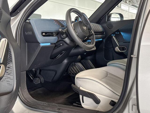 Mini MINI Aceman E Favoured M 42.5 kWh