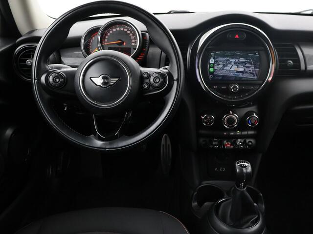 Mini MINI 1.2 MOONWALK GREY | ALL BLACK | APPLE CARPLAY | ANDROID AUTO | CAMERA | UNION JACK LED