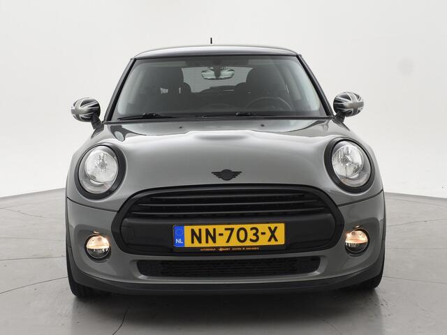 Mini MINI 1.2 MOONWALK GREY | ALL BLACK | APPLE CARPLAY | ANDROID AUTO | CAMERA | UNION JACK LED