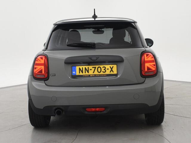 Mini MINI 1.2 MOONWALK GREY | ALL BLACK | APPLE CARPLAY | ANDROID AUTO | CAMERA | UNION JACK LED
