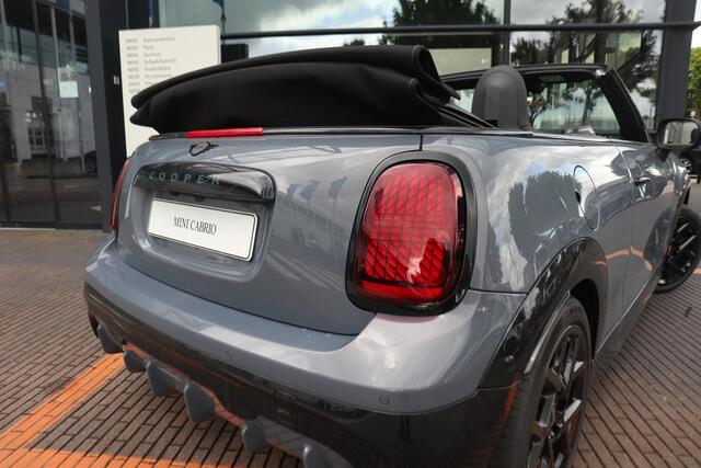 Mini MINI Cabrio C | John Cooper Works Uitvoering + Pakket L