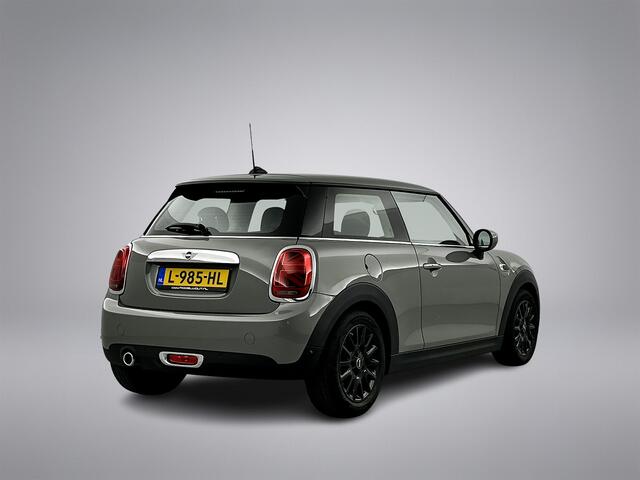 Mini MINI 3-Deurs 1.5 Essential Facelift Digital Cockpit/Carplay/Navi/Keyless entry/Park.sens