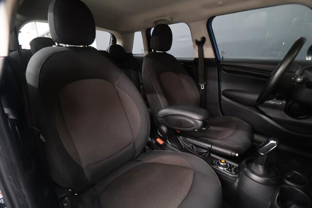 Mini ONE Mini 1.5 [APPLE CARPLAY, CRUISECONTROL, LEDEREN INTERIEURDELEN, AIRCONDITIONING, NAVIGATIE, NIEUWSTAAT]