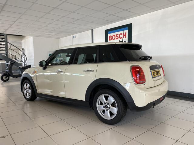 Mini ONE Mini 1.5 Business 5 Drs / Airco