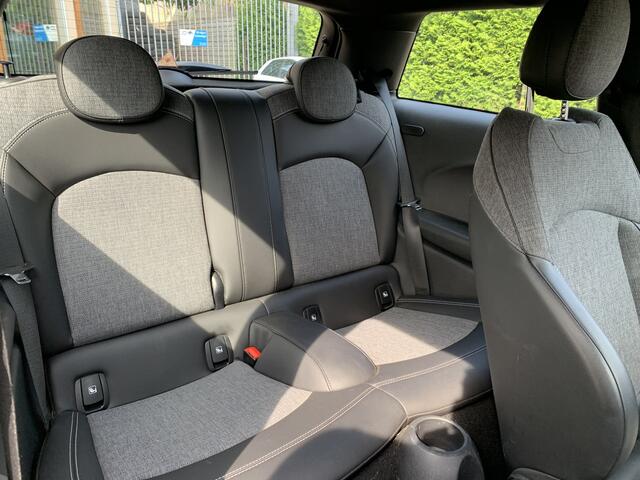 Mini ONE Mini 1.5 First edition, Navi & CarPlay | Led