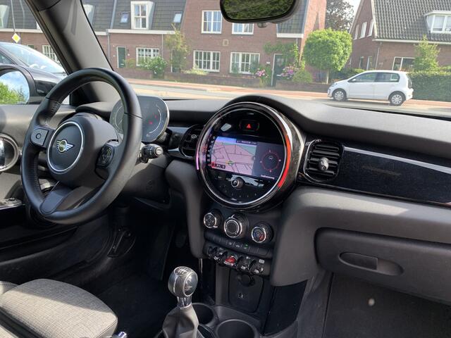 Mini ONE Mini 1.5 First edition, Navi & CarPlay | Led