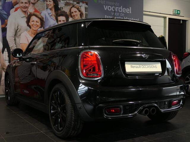 Mini ONE Mini 1.2 Chili *120 PK!* - Vraag naar de beschikbaarheid - Union Jack achterlichten, Cooper-S uitlaat en achterbumper!