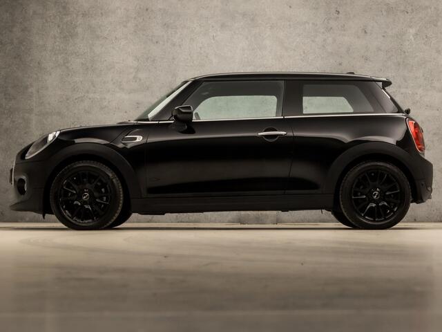 Mini ONE Mini 1.5 Sport (NAVIGATIE, CLIMATE, STOELVERWARMING, LM VELGEN, SPORTSTOELEN, PARKEERSENSOREN, CRUISE, NIEUWE APK, NIEUWSTAAT)