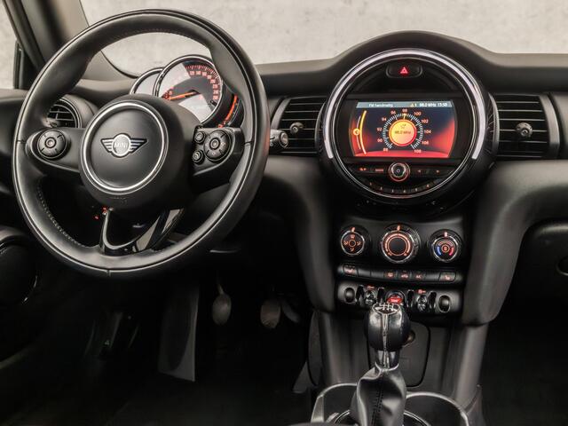 Mini ONE Mini 1.5 Sport (NAVIGATIE, CLIMATE, STOELVERWARMING, LM VELGEN, SPORTSTOELEN, PARKEERSENSOREN, CRUISE, NIEUWE APK, NIEUWSTAAT)