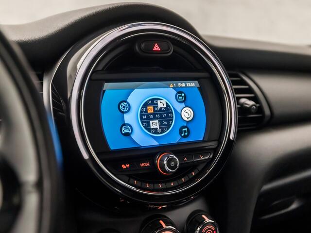 Mini ONE Mini 1.5 Sport (NAVIGATIE, CLIMATE, STOELVERWARMING, LM VELGEN, SPORTSTOELEN, PARKEERSENSOREN, CRUISE, NIEUWE APK, NIEUWSTAAT)