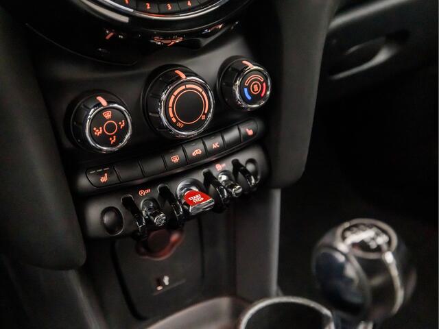 Mini ONE Mini 1.5 Sport (NAVIGATIE, CLIMATE, STOELVERWARMING, LM VELGEN, SPORTSTOELEN, PARKEERSENSOREN, CRUISE, NIEUWE APK, NIEUWSTAAT)