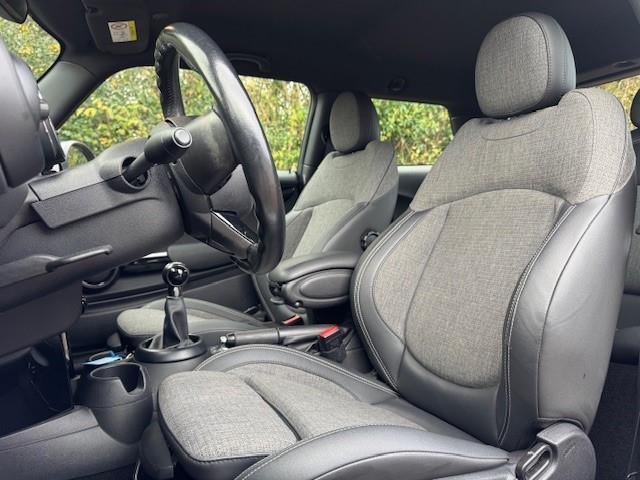 Mini ONE MINI 1.2 SALT BUSINESS/HLEER/NAV/PDC