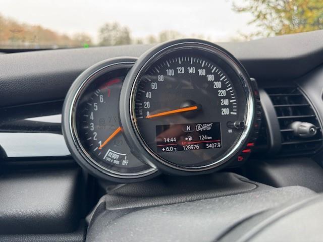 Mini ONE MINI 1.2 SALT BUSINESS/HLEER/NAV/PDC