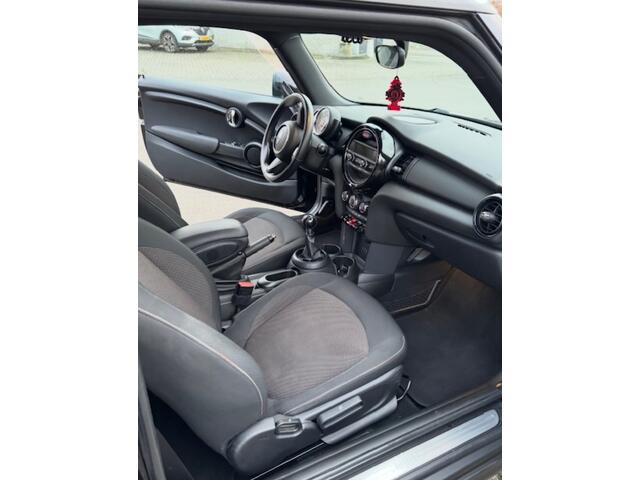 Mini ONE Mini 1.2 Black Edition Airco Stoelverwarming 17" Pdc