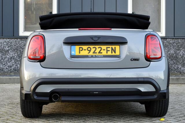 Mini ONE Mini Cabrio 1.5 Essential Rijklaarprijs-Garantie Apple carplay Airco Led Stuur/Stoel verwarming Cruise Control