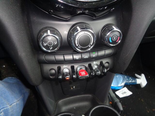 Mini ONE Mini 1.5 First Airco, Navigatie, Carplay, LM velgen 17 inch