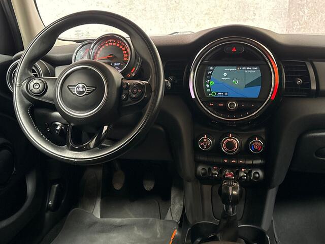 Mini ONE 1.5 Sport (5 DEURS, BLACK PACK, NAVIGATIE, AIRCO, SPORTSTOELEN, BLUETOOTH, LIMIT CRUISE, NIEUWE APK, NIEUWSTAAT)