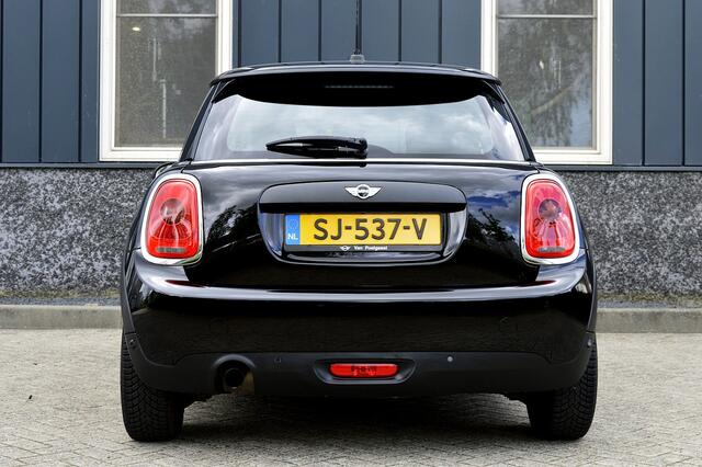 Mini ONE 3-Deurs 1.2 Rijklaarprijs-garantie Navigatie Airco Stoel verwarming PDC Cruise control
