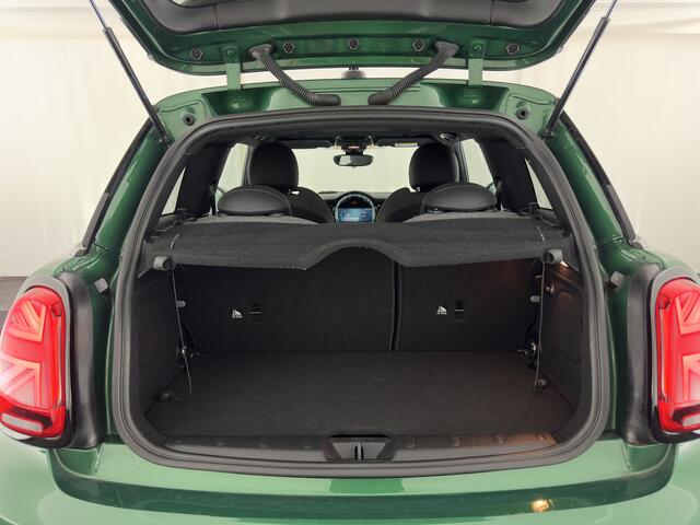 Mini ONE 3-Deurs 1.5 Business Edition (INCL.BTW) Aut. *LEATHER-FABRIC | FULL-LED | NAVI-FULLMAP | SPORT-SEATS | AMBIENT-LIGHT | DIGI-COCKPIT | PRIVACY-GLASS | DAB+ | ECC | PDC | CRUISE | 16''ALU*
