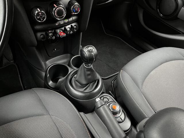 Mini ONE 5-Deurs 1.5 First Apple Carplay Navigatie PDC 18"