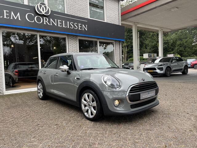 Mini ONE 5-Deurs 1.5 First Apple Carplay Navigatie PDC 18"