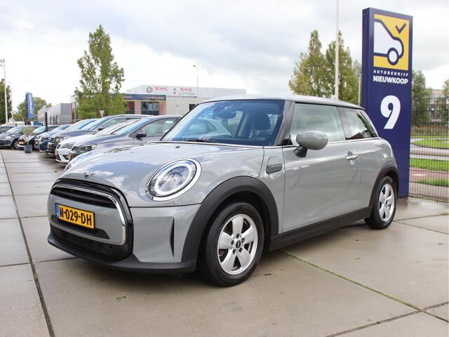 Mini ONE 3-Deurs 1.5 Essential Stoelvw, Camera, Carplay, Matrix FULL LED Zomeractie!