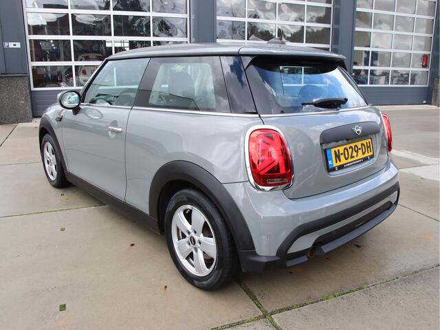 Mini ONE 3-Deurs 1.5 Essential Stoelvw, Camera, Carplay, Matrix FULL LED Zomeractie!