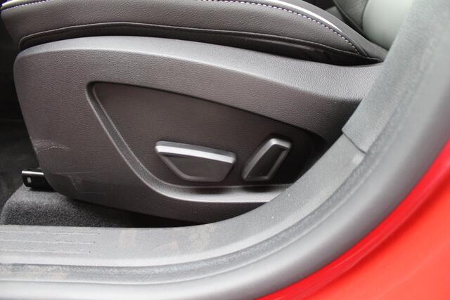 Mitsubishi ASX 1.6 HEV AT Instyle NIEUW! Google Navigatie, Park assist, Verw. voorruit, Harman Kardon Premium Audio, Schuifdak,