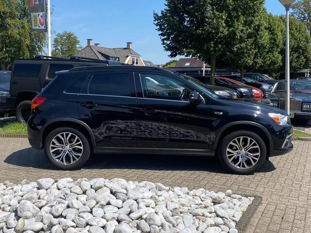 Mitsubishi ASX Zwart