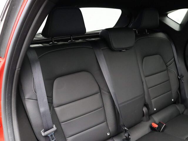 Mitsubishi ASX 145pk HEV AT Instyle | Panoramadak | Harman kardon audio | Stoel en stuurverwarming | Adaptief cruise control |