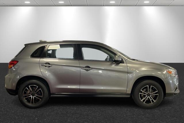 Mitsubishi ASX 1.6 Cleartec Life Navigatie