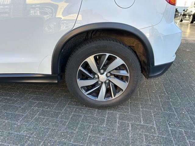 Mitsubishi ASX 1.6 CLEARTEC CONNECT PRO+