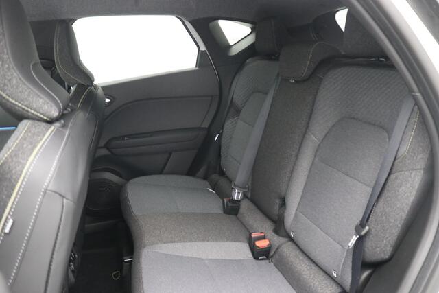 Mitsubishi ASX 1.6 HEV AT Intense+ / ¤2.500,- Registratiebonus / ¤35.295,- Rijklaarprijs / Nieuw Uit Voorraad Leverbaar / 8 Jaar Fabrieksgarantie /