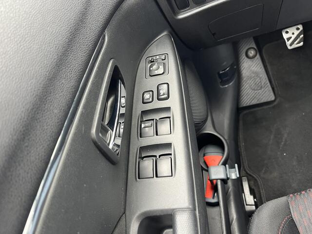 Mitsubishi ASX 1.6 Cleartec Connect Pro /Apple Carplay/Android Auto / Navi / Camera / Trekhaak / 18-LM / Clima /