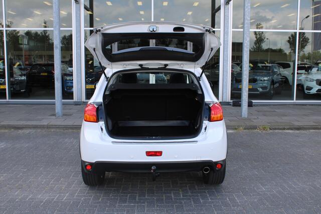 Mitsubishi ASX 1.6 Cleartec Instyle | Trekhaak | Camera | Verw. Voorstoelen | Panoramadak | 18" LMV