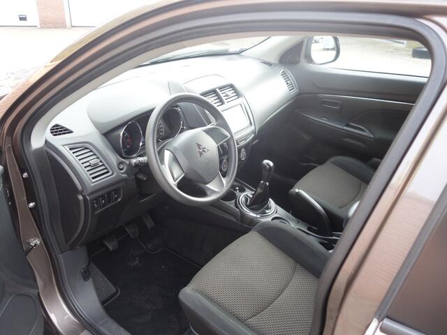 Mitsubishi ASX 1.6 Entry